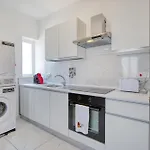 Sun, Sea & Comfort, Qawra With Stunning Views By 360 Estates 아파트 세인트폴스베이