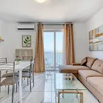 아파트 Sun, Sea & Comfort, Qawra With Stunning Views By 360 Estates 세인트폴스베이