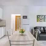 아파트 Sun, Sea & Comfort, Qawra With Stunning Views By 360 Estates
