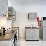 Sun, Sea & Comfort, Qawra With Stunning Views By 360 Estates 아파트 *