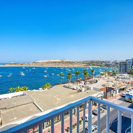 Sun, Sea & Comfort, Qawra With Stunning Views By 360 Estates