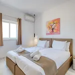 Sun, Sea & Comfort, Qawra With Stunning Views By 360 Estates