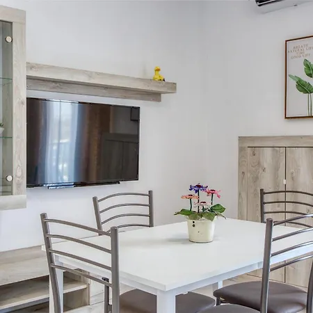 Διαμέρισμα Sun, Sea & Comfort, Qawra With Stunning Views By 360 Estates Σεντ Πόλς Μπέι