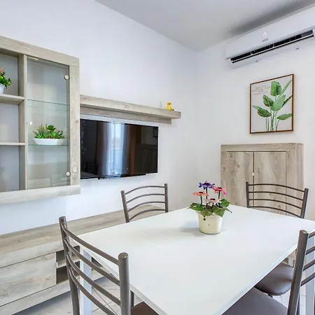 Sun, Sea & Comfort, Qawra With Stunning Views By 360 Estates Σεντ Πόλς Μπέι