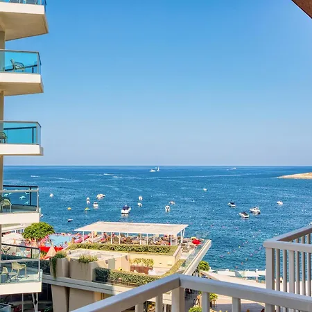 Sun, Sea & Comfort, Qawra With Stunning Views By 360 Estates Lejlighed