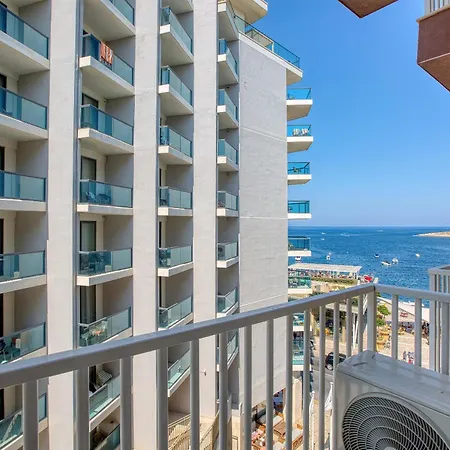 Apartman Sun, Sea & Comfort, Qawra With Stunning Views By 360 Estates *