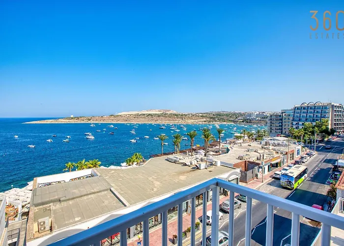 Sun, Sea & Comfort, Qawra With Stunning Views By 360 Estates