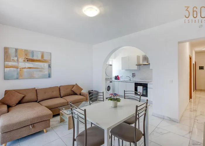 Apartman Sun, Sea & Comfort, Qawra With Stunning Views By 360 Estates