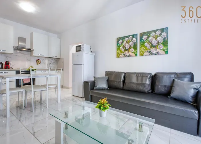 Sun, Sea & Comfort, Qawra With Stunning Views By 360 Estates Apartman *