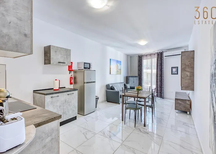 Sun, Sea & Comfort, Qawra With Stunning Views By 360 Estates Apartman *