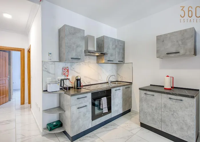 Apartman Sun, Sea & Comfort, Qawra With Stunning Views By 360 Estates